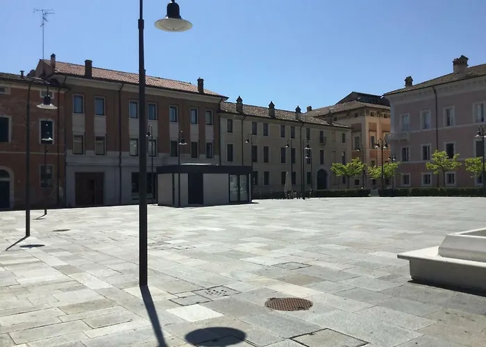 شقة Monolocale Via Rasponi رافيننا